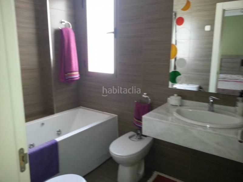 Foto 8f75880a-b6a0-40c9-8ccf-4e97d0fe0cb7. Location maison jumelée avec chauffage piscine dans Albacete