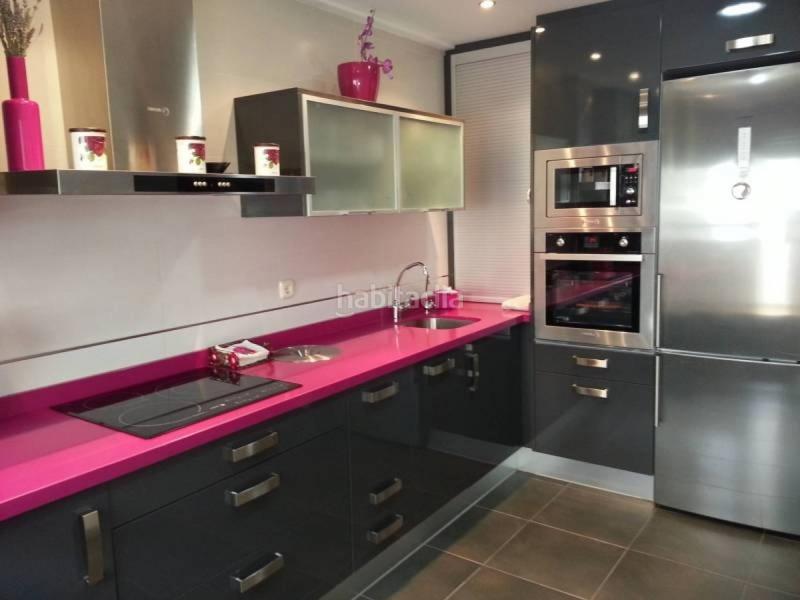 Foto 6bacd5f5-d4ab-4f3e-9f59-b49cc6b668a0. Rent semi detached house with heating pool in Facultad de Medicina Albacete