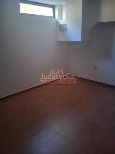 Foto 4e35ffb7-ebf2-4769-b49f-4925fa5b4d43. Rent chalet with heating parking pool in Facultad de Medicina Albacete