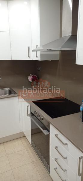 Foto e6eafe29-1460-4952-b48a-f5616c787a76. Alquiler piso se alquila vivienda con garaje, en Facultad de Medicina. en Albacete