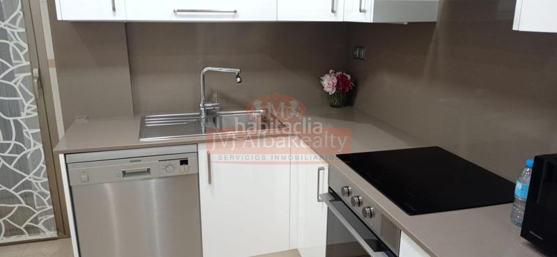 Foto 8033b9ec-22b3-4562-b72e-1e7e23d68037. Rent flat with heating parking in Facultad de Medicina Albacete