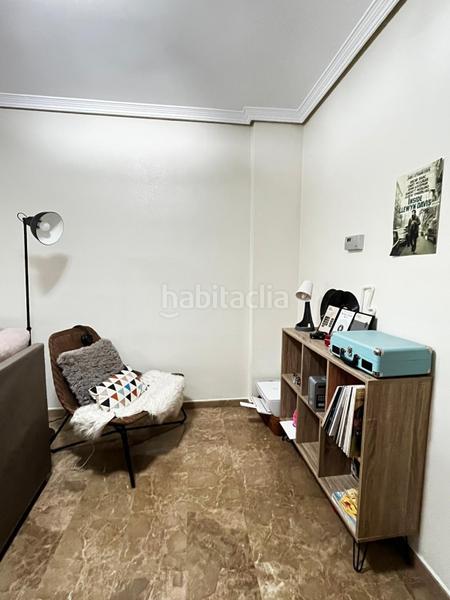 Foto 136e9948-1989-41f2-83f6-66536214a343. Apartamento amplio apartamento zona Industria con garaje y trastero. en Albacete