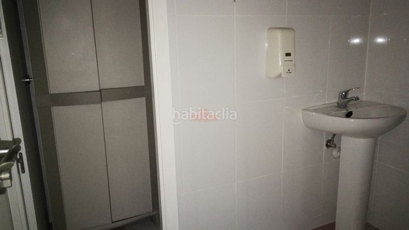 Foto 1432ca6d-53b3-432f-9d8d-6d2c69ef6272. Local comercial a Centro Albacete