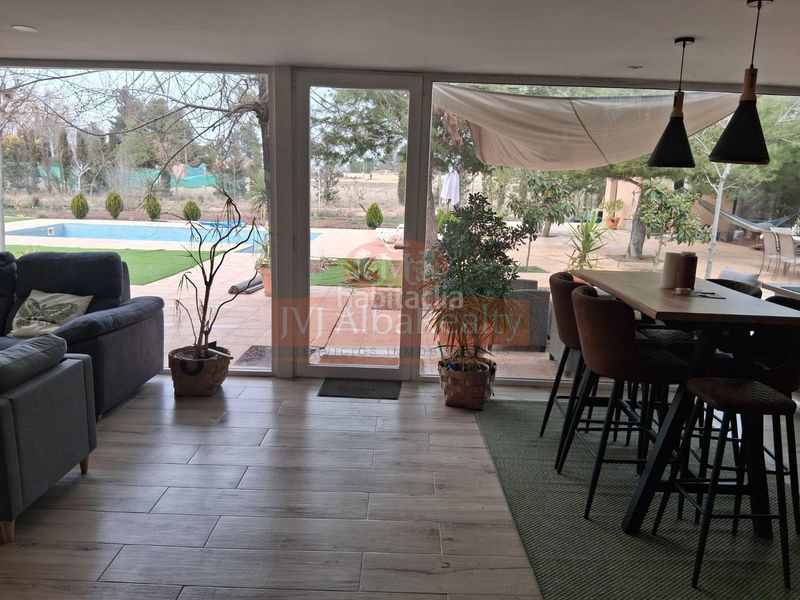 Foto 6db51226-f5b4-498c-b94c-0c9b6f6636d1. Xalet amb aparcament piscina a Feria Albacete