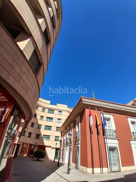 Foto d380d916-7c17-475e-bfc6-bb06a1d8ae34. Pis amb calefacció aparcament a Feria Albacete