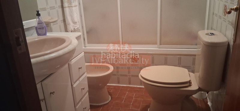 Foto 05fa7368-036d-46f8-9499-668986b69f0d. Pis amb calefacció aparcament piscina a Ensanche - Franciscanos Albacete