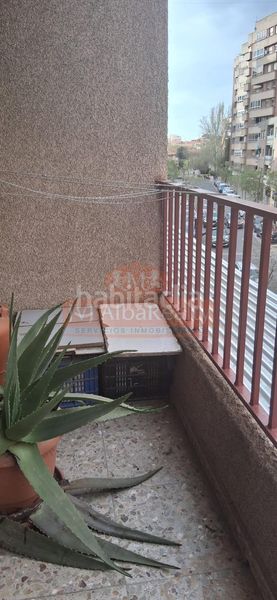 Foto 5ee2c7b0-cc02-4458-bd85-8995d715d71b. Pis amb calefacció aparcament piscina a Ensanche - Franciscanos Albacete
