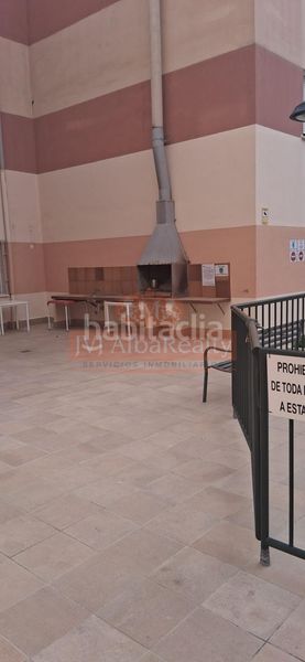 Foto aea360c6-c7de-4b05-a9a1-3a8d99dfd610. Pis amb calefacció aparcament piscina a Ensanche - Franciscanos Albacete