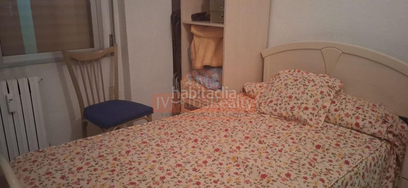 Foto f18b9118-cb73-423a-b7b5-dd2199d8ad0d. Pis amb calefacció aparcament piscina a Ensanche - Franciscanos Albacete