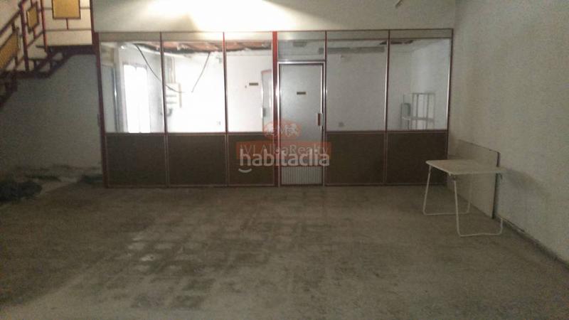 Foto 42af1e37-0a5b-4b0c-9051-14a10bb7bb8e. Lloguer local comercial a Feria Albacete