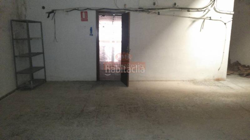 Foto f932b941-c6b6-434a-9a2e-aabb9368e83a. Lloguer local comercial a Feria Albacete