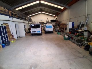 Fabrikhalle in Imaginalia - Llanos del Águila. Venta de nave industrial en campollano