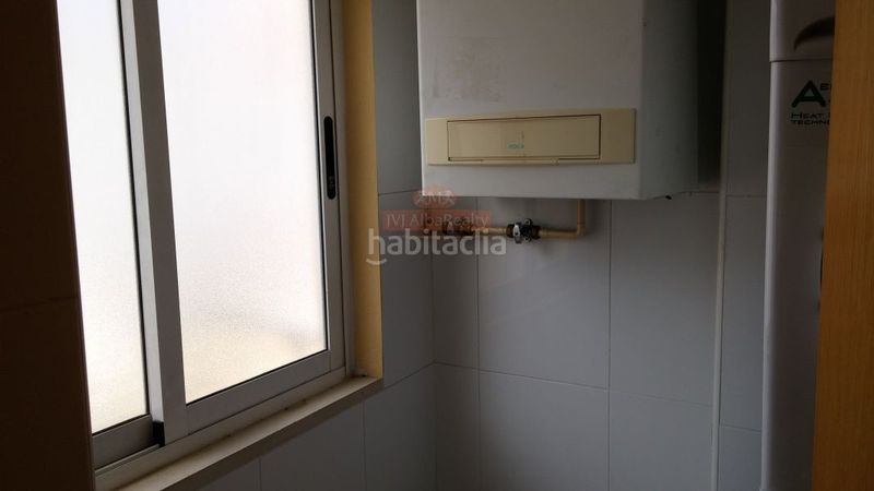 Foto f9f5f0bd-8794-47db-8e1e-cfa36d34d863. Àtic amb calefacció aparcament a Santa Teresa - Vereda Albacete