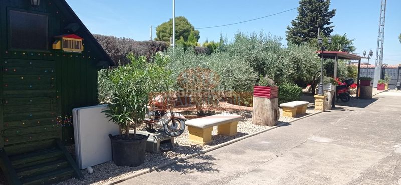 Foto 496cda62-bf45-468c-8c3f-e6a210ea8a1b. Casa amb aparcament piscina a La Milagrosa Albacete