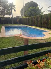 Haus in La Milagrosa. En venta bonita parcela en ctra de ayora a 1km de albacete.