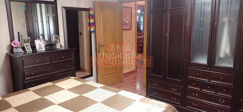 Foto aa688292-de93-41ce-b87a-b5e34c6533e8. Casa amb aparcament piscina a La Milagrosa Albacete