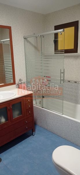Foto d90a75eb-4d31-421a-8fb3-e7d0e652c195. Casa amb aparcament piscina a La Milagrosa Albacete
