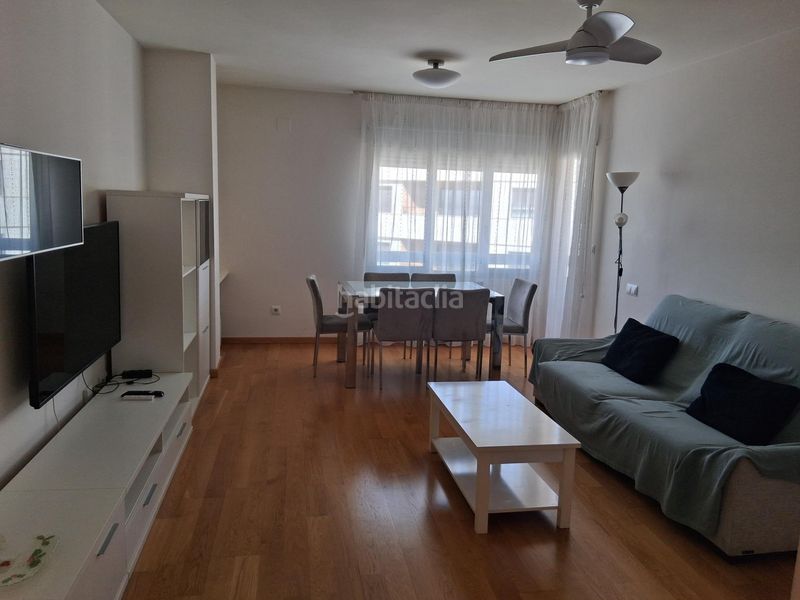 Foto 74ebf5d0-1fa3-40d2-9bfd-f93bf3d0f373. Apartament amb calefacció aparcament a Alto de los Molinos Albacete
