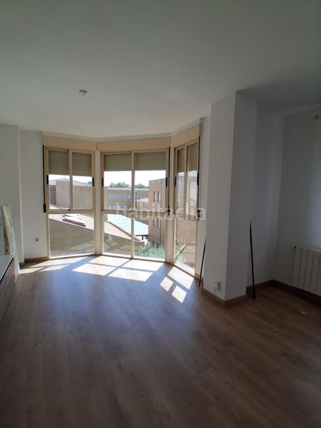 Foto a5e82cc0-2b17-45e9-b3cf-ce9217e7c747. Apartament amb calefacció aparcament a Universidad Albacete