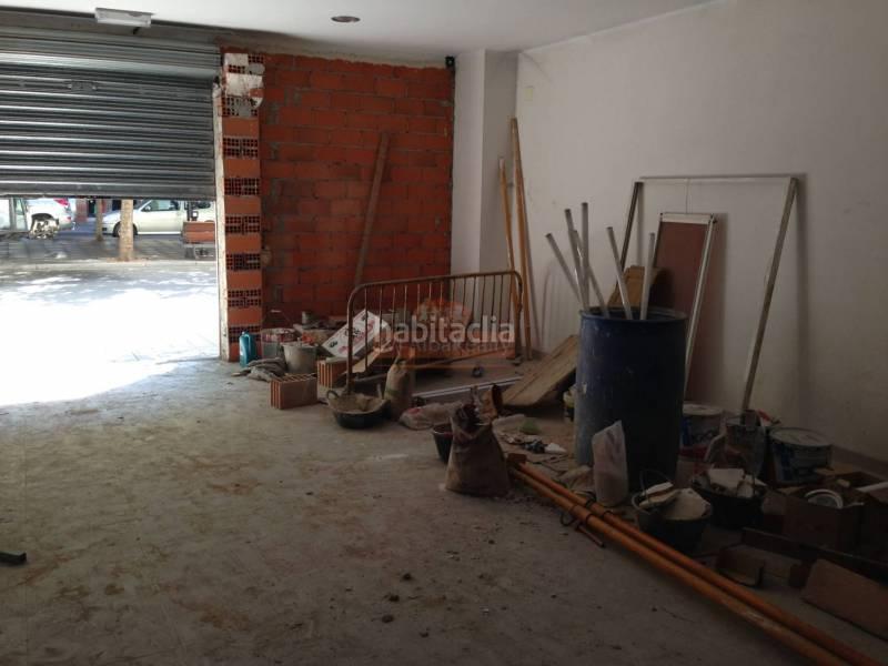 Foto 5c3fe454-e551-466c-a393-9bbd900aaa73. Alquiler local comercial se alquila local comercial zona barrio pilar en Albacete