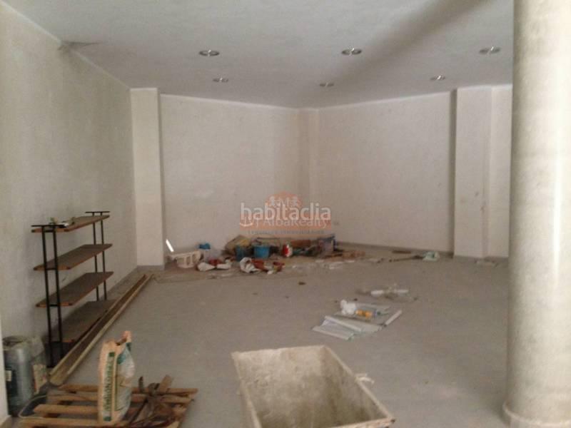 Foto b45c9e9a-df18-4838-8229-4df3d18e3298. Alquiler local comercial se alquila local comercial zona barrio pilar en Albacete