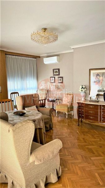 Foto c0b8dcb6-1d91-4c46-86f4-39d4e291ff4b. Apartament amb calefacció a Centro Albacete