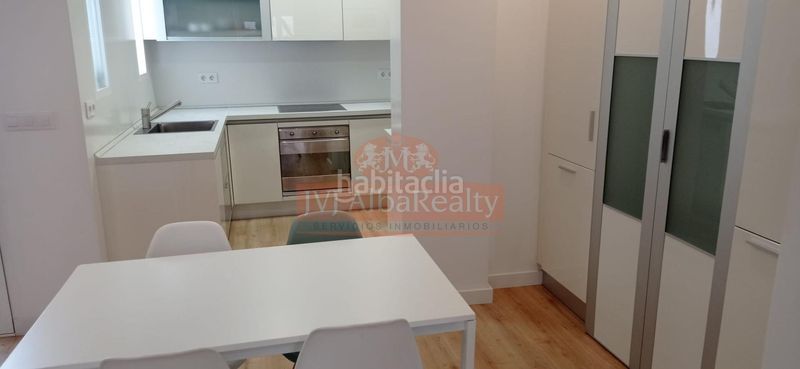 Foto 140aa0b9-2ada-42c7-b533-c83186bcd78b. Rent flat with heating in Centro Albacete