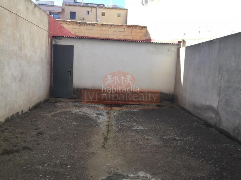 Foto c6ef341d-ad71-49df-b32d-965548923db6. Lloguer local comercial a Hospital Albacete