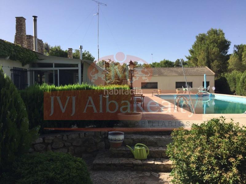 Foto 9c478d48-e006-409d-ad86-491c4ea2c7db. Chalet avec parking piscine dans Pedanías - Extrarradio Albacete