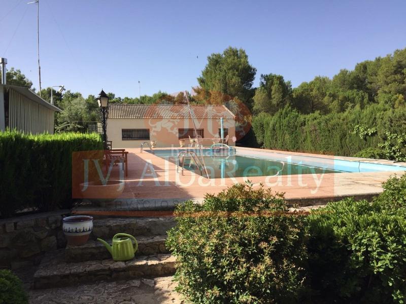 Foto ee845a86-ba15-472a-a4b8-1afca22d8d80. Chalet avec parking piscine dans Pedanías - Extrarradio Albacete