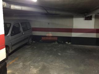 Parking coche en Feria. Se vende plaza de garaje en zona plaza de toros