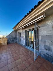 tic en Las Piscinas Naturales. Atico exclusivo en el centro a solo  150 metros de la playa del