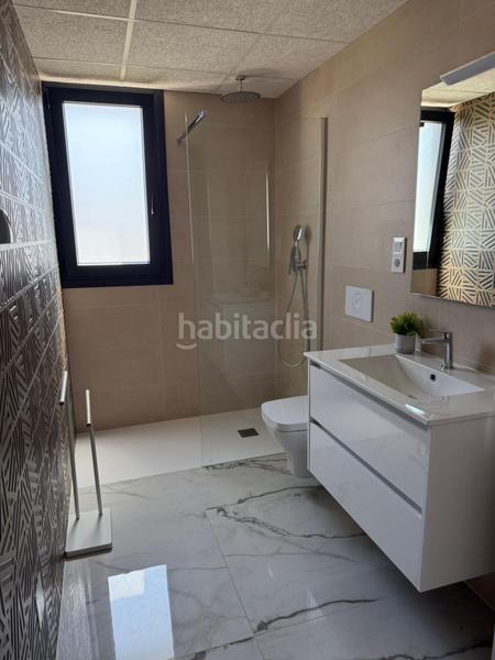 Foto 46e5b00d-545b-4972-83a6-8ecba3c08c85. Apartament amb calefacció aparcament piscina a La Florida Orihuela