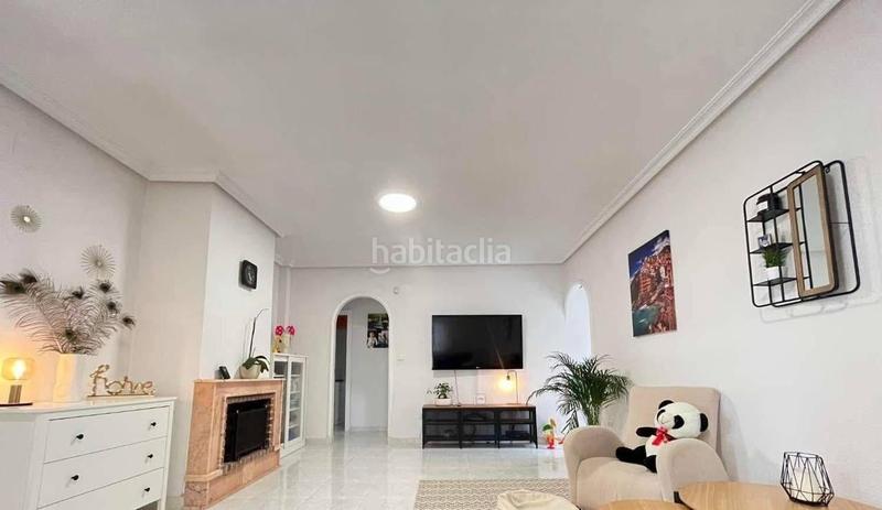 Foto 9e4e5e09-3787-4465-8e5d-0485569601e0. Xalet amb aparcament a La Florida Orihuela