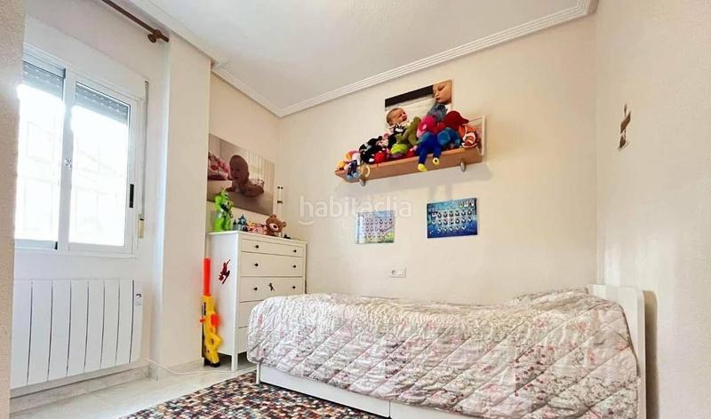 Foto e72cb3be-efc7-471a-acf5-fa3cecd5bc74. Xalet amb aparcament a La Florida Orihuela