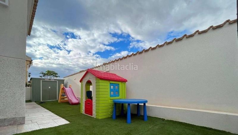 Foto f585182a-9363-4e87-90d0-afbcb6e5a3e6. Xalet amb aparcament a La Florida Orihuela