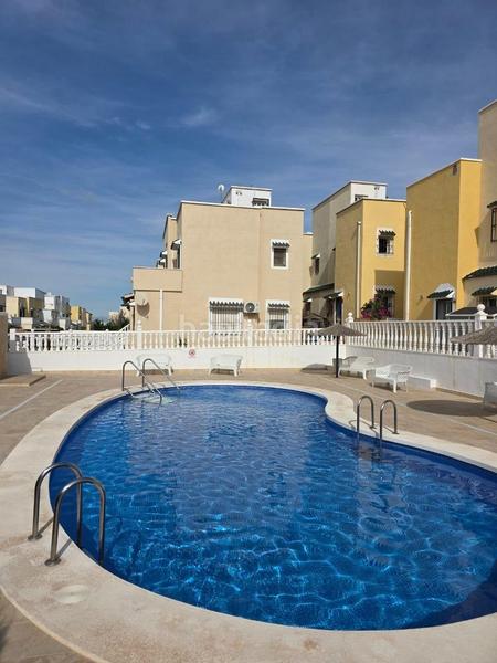 Foto 1d5ad12b-dfd5-4a20-8539-3f32d4d8fa3c. Maison avec parking piscine dans La Florida Orihuela