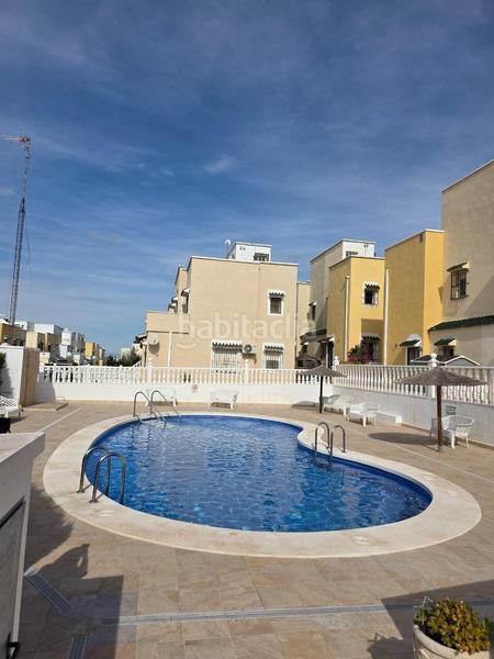 Foto 5c5f0be6-dfc0-43db-81f2-bf1838d95028. Maison avec parking piscine dans La Florida Orihuela