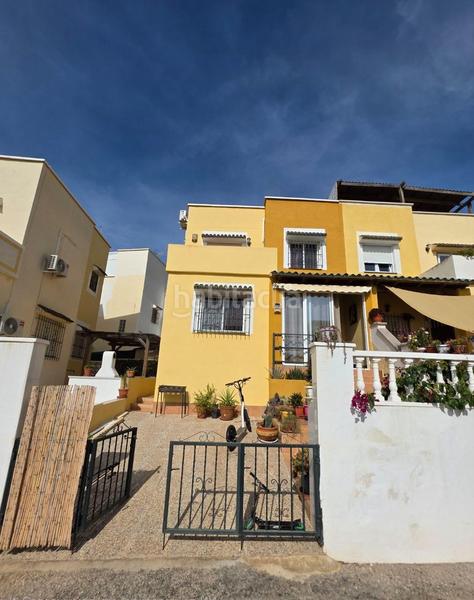 Foto 699104f4-b1ff-4cfc-b529-601a81f0571a. Maison avec parking piscine dans La Florida Orihuela