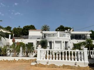 Xalet a Moravit-Cap Blanc. Exquisita villa con encanto mediterráneo en moraira