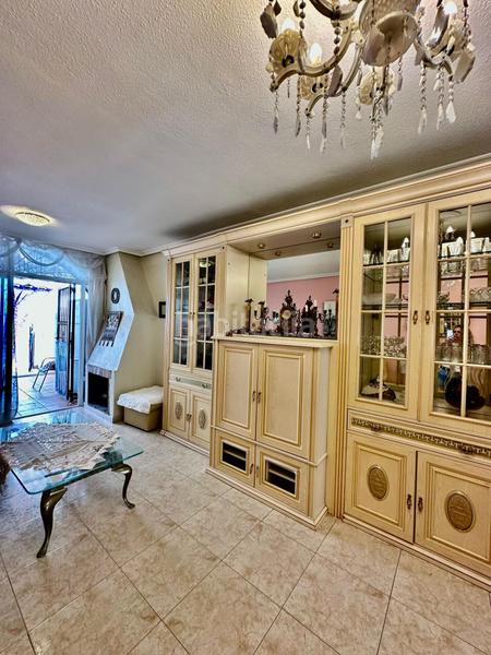 Foto 1ae8aba2-544e-471b-87e2-d04107093b35. Casa  en la residencia calas blancas en Zona Playa de los Locos Torrevieja