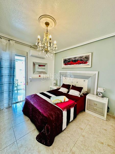 Foto 36480b09-a0ab-4eda-9fdd-7c7819c4c144. Casa  en la residencia calas blancas en Zona Playa de los Locos Torrevieja