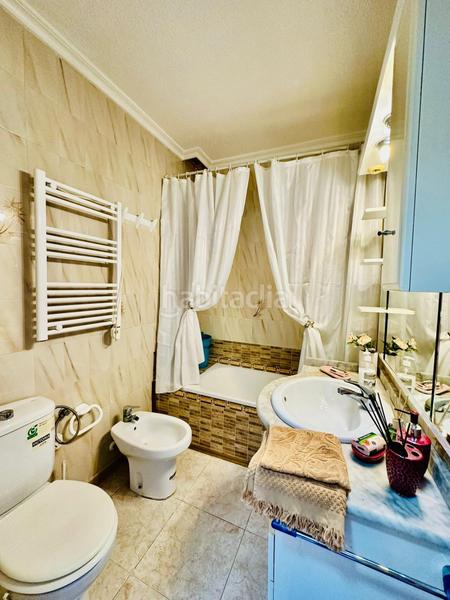 Foto 79f5a89a-e0d0-4298-b774-eb578991da89. Casa  en la residencia calas blancas en Zona Playa de los Locos Torrevieja