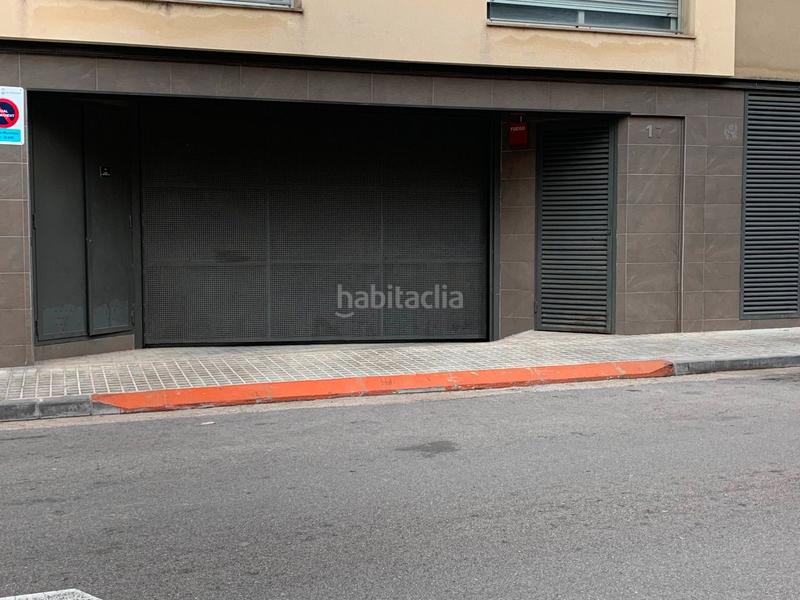 Foto aad680e4-c581-491b-ae65-39d2617d7b9b. Lloguer aparcament cotxe a Hostafrancs Sabadell