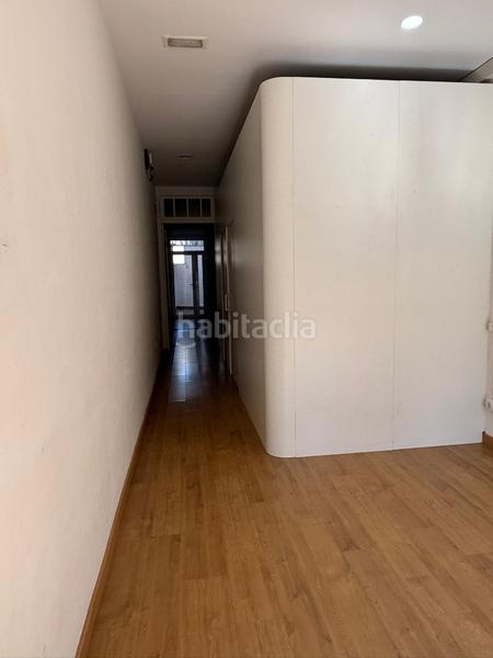 Foto 3103ad52-b284-4afa-a46c-8c0abba35d89. Rent business premise in carrer de colom 18 in Centre Sabadell