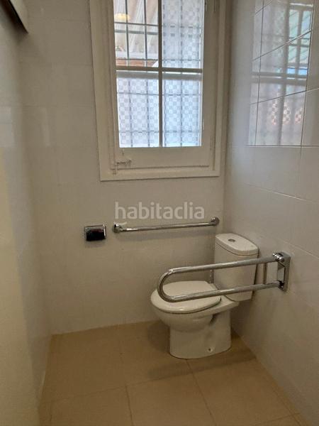 Foto 7935e3a5-d0eb-4e69-a0d1-4b58e68803f3. Rent business premise in carrer de colom 18 in Centre Sabadell