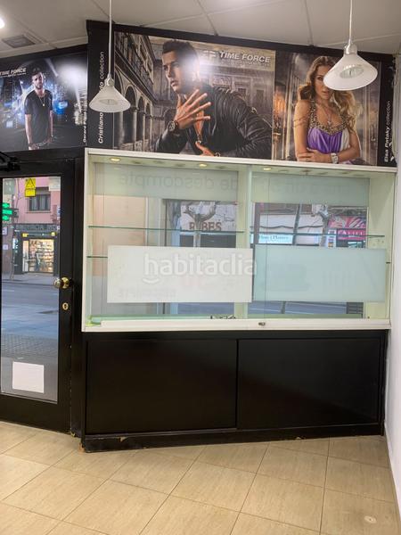 Foto 3e44635a-fb0e-4306-9996-89770f86ea56. Rent business premise in rambla 174 in Centre Sabadell