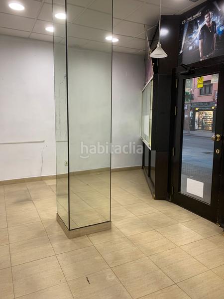 Foto 1fab5a57-f1c9-41ff-86dc-13c3733ddab8. Lloguer local comercial a rambla 174 a Centre Sabadell