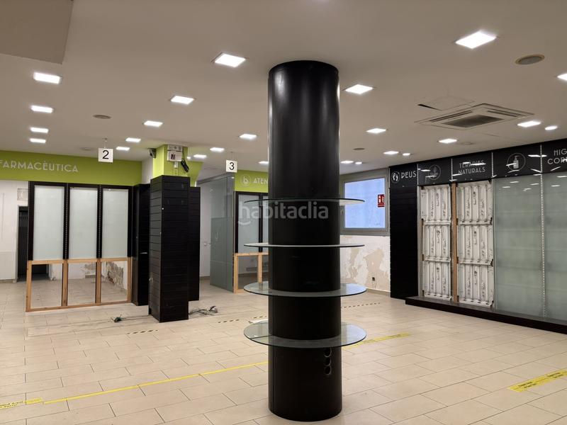 Foto 4943bf32-43d0-4cd7-ab72-094922ca0246. Affitto locale commerciale in carretera de barcelona 558 in Sabadell