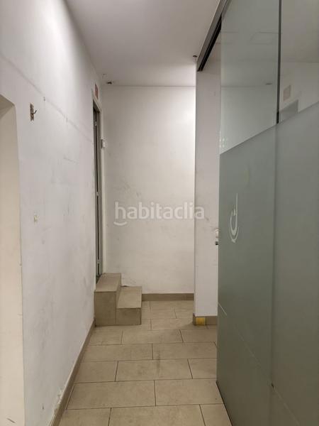 Foto 3f31154a-5afa-4f5a-902a-f31c29e05fe3. Alquiler local comercial en carretera de barcelona 558 edificio en alquiler en Sabadell